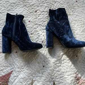 Mossimo Supply Co Dania style blue boots size 6